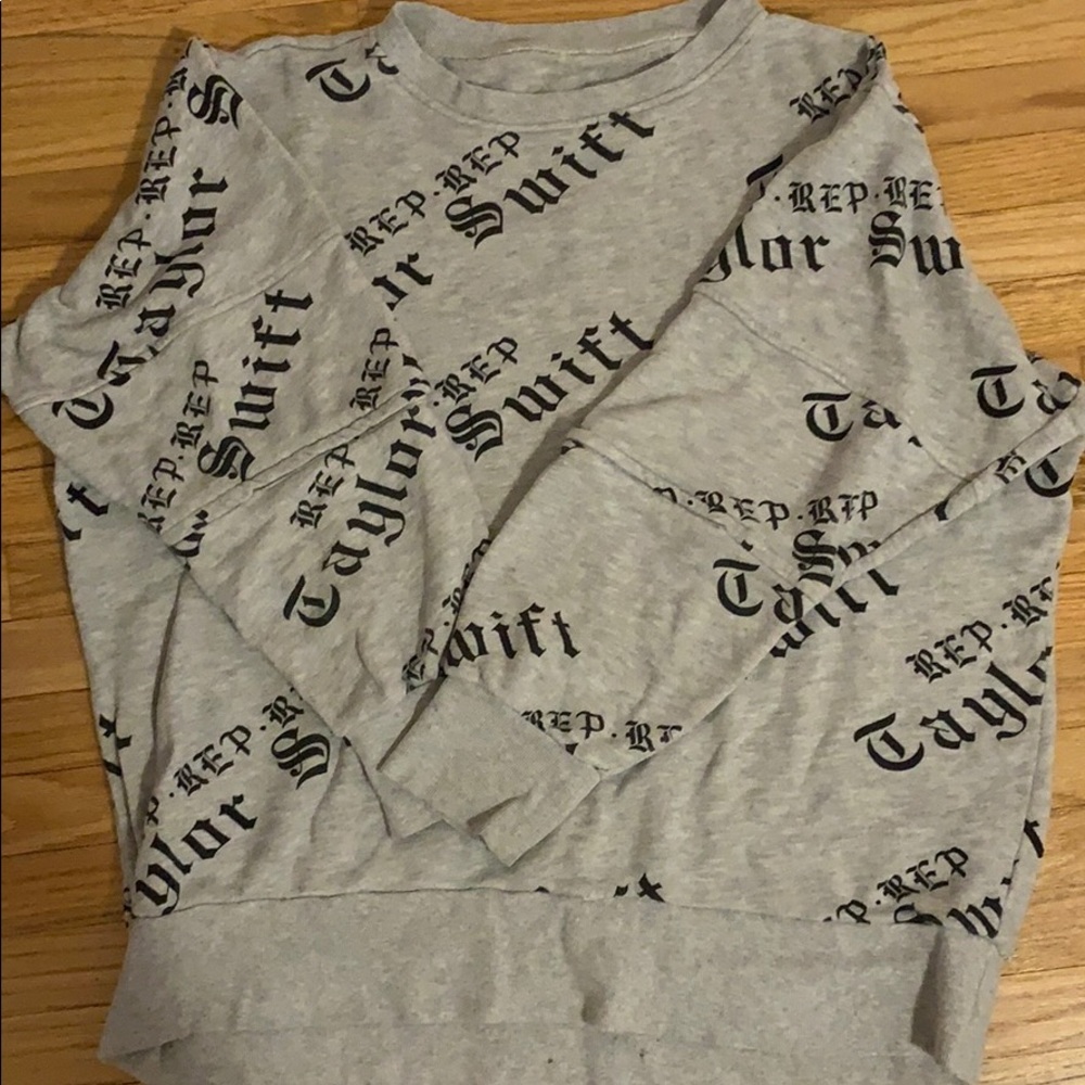 Taylor Swift Rep Tour Zip Sleeve & wrist light